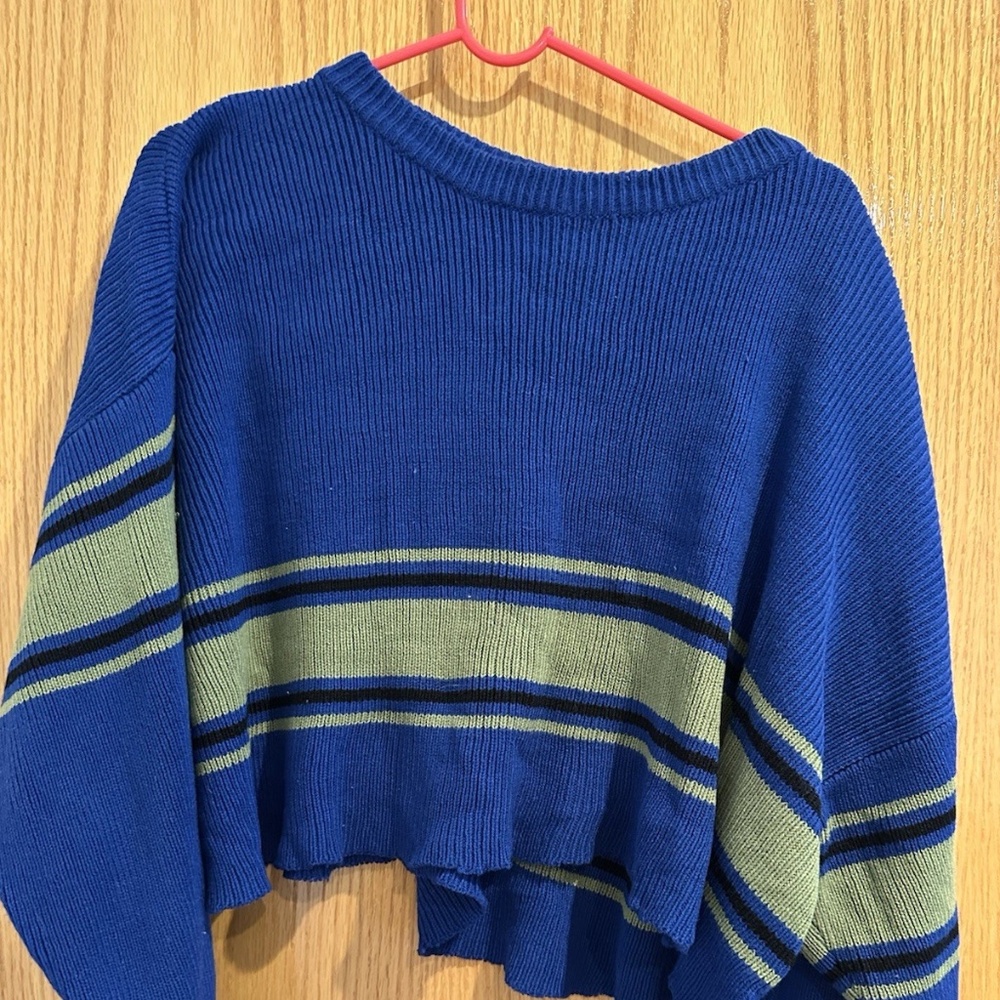 Retro Blues Knit Blue and Green Striped Cropped Sweater